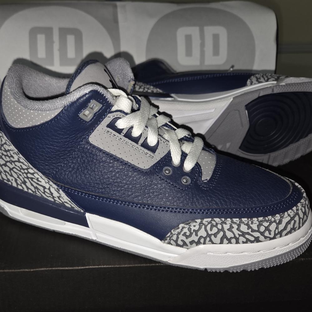 Jordan 3 Georgetown Sneakers